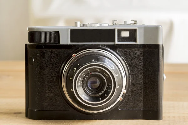 Retro film camera — Stock Photo, Image