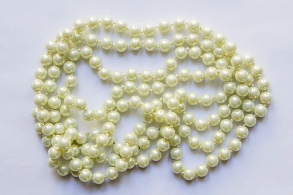 Biały perłowy naszyjnik — Zdjęcie stockowe