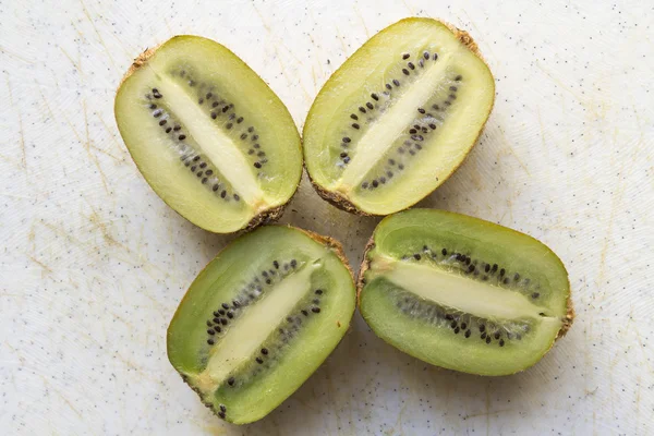 Frutas frescas de kiwi — Fotografia de Stock