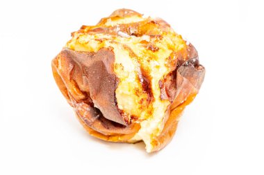 Elma, Reineta türünden, kızartma makinesinde kızartılmış.