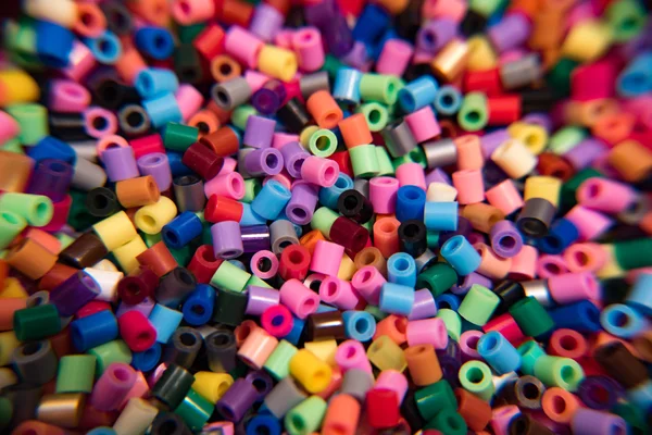 süslü demir boncuk