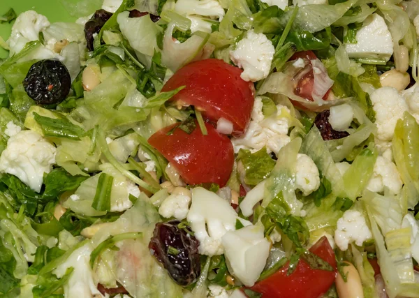 Ensalada verde con gotitas de aceite —  Fotos de Stock