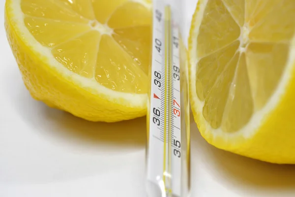 taze limon ve termometre 
