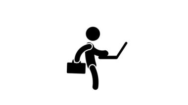 Bir ofis çalışanı evrak çantasıyla koşar, bağlılığı, zaman yönetimini ve sorumlulukları yerine getirme arzusunu sembolize eder ve zahmetli bir işi başarıyla tamamlar.