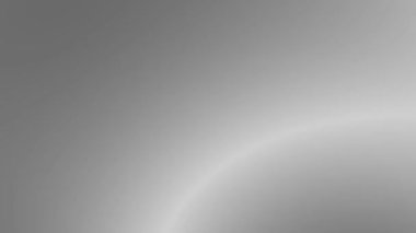 Çağdaş görsel estetik ve ürün tasarımında modern endüstriyel tasarım, güç ve minimalizmi simgeleyen pürüzsüz bir metal dokusu gradyan arka planıdır.