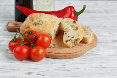 Dilimlenmiş ekmek Ciabatta ve sebze