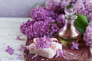 Spa Konsept: kaplıca tedavisi doğal deniz tuzu ile kompozisyon,