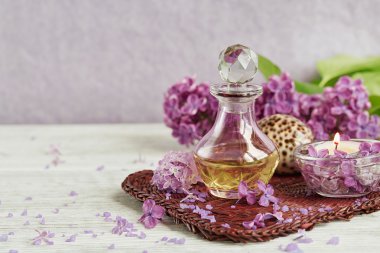 Spa Konsept: kaplıca tedavisi doğal deniz tuzu ile kompozisyon,