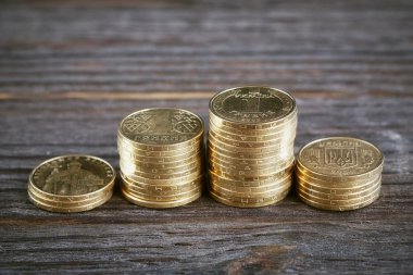 Ukraynalı para ile finansal arka plan