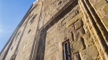 Tarihi taş kilise, tarihi eser..