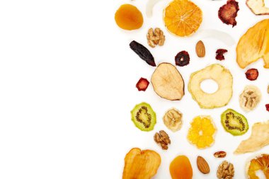 Kurutulmuş meyve ve fındık.. 