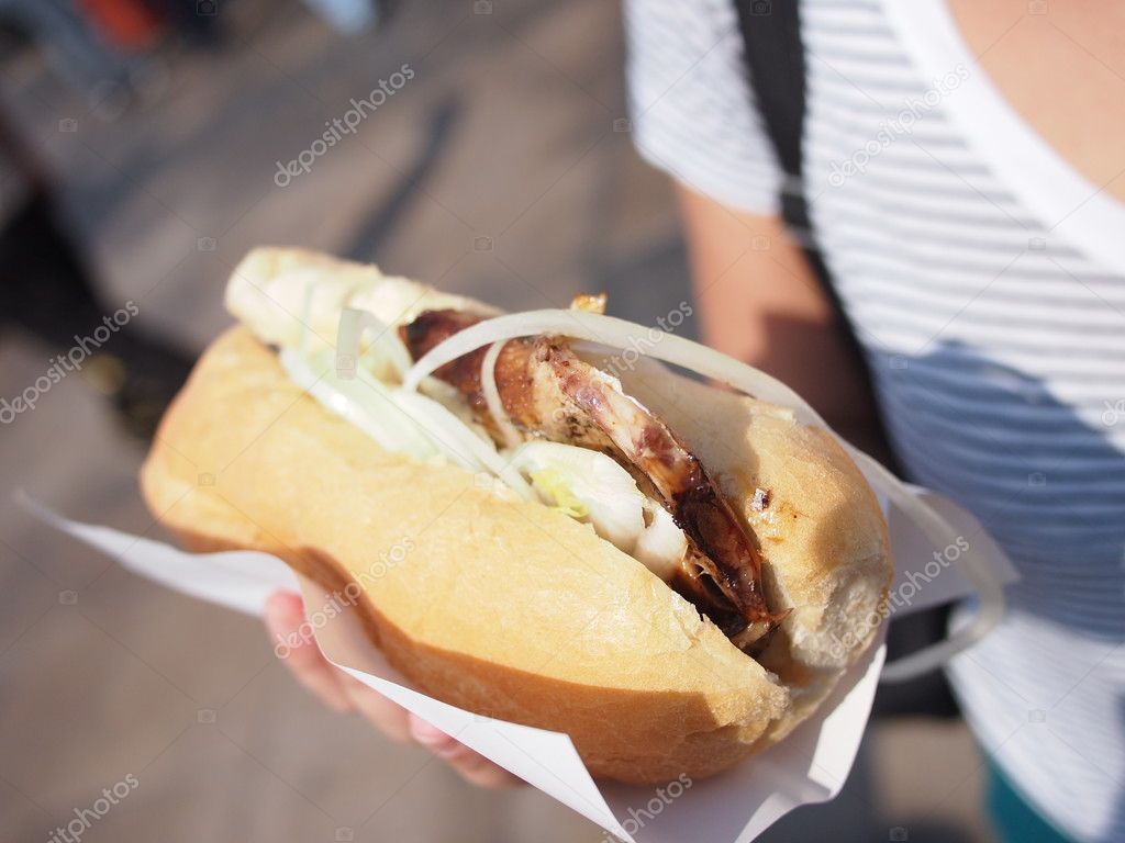 Mackerel sandwich in Istanbul — Stock Photo © evyamcs 104474014