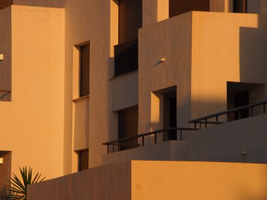 Modern İspanyol Villa