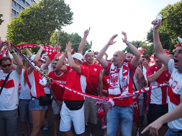 Poland fans marching — Stock Photo, Image