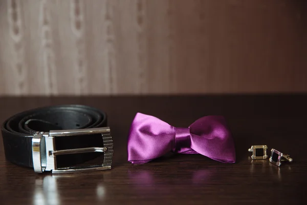 Gentleman accessoire. Chaussures, ceinture, boutons de manchette — Photo