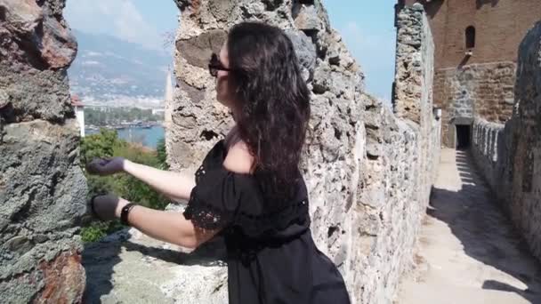 알라냐에 고대성과 요새의 — 비디오