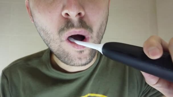 Bearded Man Brushes His Teeth Mirror His Mouth Open Toothpaste — Stock Video