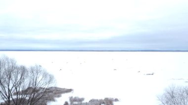 Panorma 'nın donmuş gölü kışın