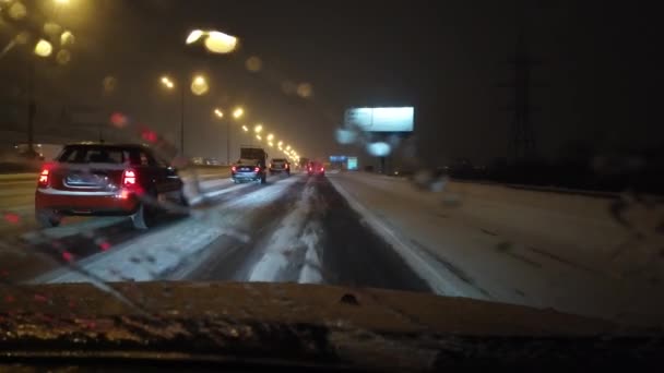 Januari 2021 Moscow Russia Auto Rijden Een Besneeuwde Weg Schieten — Stockvideo