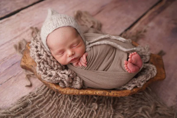 Slapen Pasgeboren Jongen Eerste Dagen Van Het Leven Pasgeboren Fotosessie — Stockfoto