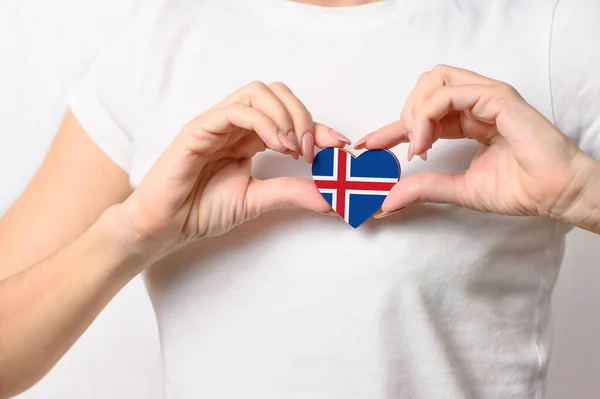 Love Iceland Girl Holds Heart Form Flag Iceland Her Chest — Stock Photo, Image
