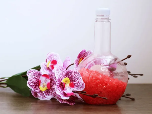 Kleur Rood Zeezout Roze Orchidee Spa Concept — Stockfoto