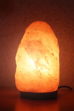 Güzel tuz lambası çok yakın.