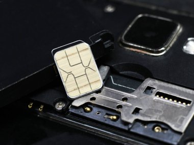 cep telefonu sim kart makro görüntüsü çok yakın, tehnoloji