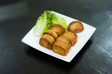 Kızarmış deniz ürünleri Tofu Steambot için