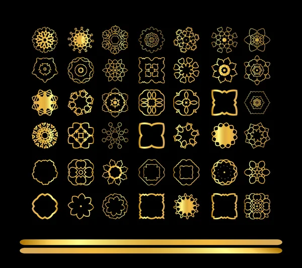 Mandala de oro sobre fondo negro — Vector de stock