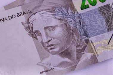 Cassilandia, Mato Grosso do Sul, Brezilya - 2020 12 23: Macro view 200 reais Brazilya 'nın yeni banknotunun ayrıntıları