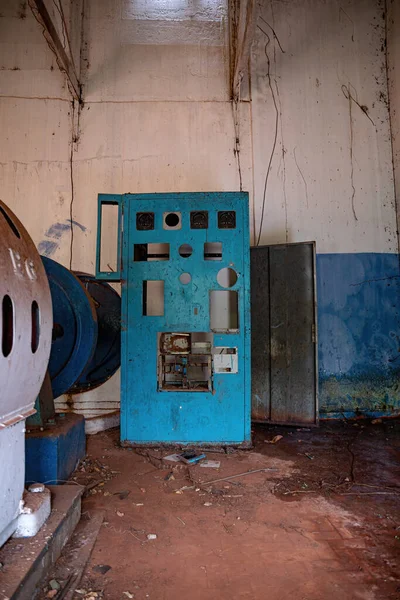 Cassilandia Mato Grosso Sul Brazil 2021 Engine Room Abandoned Small — 图库照片