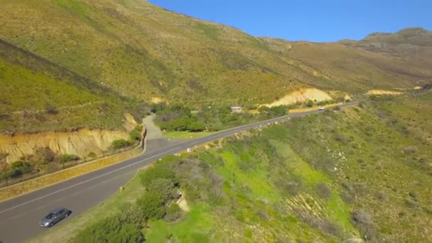 Chapmans Peak Drive 4K UHD luftfotos af bjergvej pass. Cape Town Sydafrika. Del 5 af 5 – Stock-video