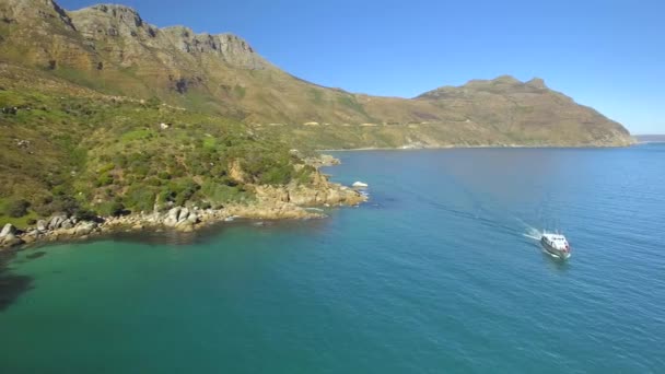 Chapmans Peak Drive 4k Uhd antenn bilder av kusten halvön. Kapstaden Sydafrika. Del 1 av 2 — Stockvideo