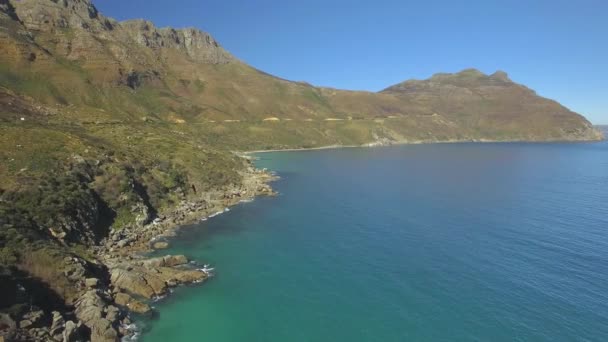 Chapmans Peak Drive 4k Uhd antenn bilder av kusten halvön. Kapstaden Sydafrika. Del 2 av 3 — Stockvideo