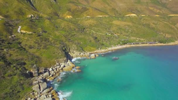 Chapmans Peak Drive 4K UHD imagens aéreas da península costeira. Cidade do Cabo África do Sul. Parte 3 de 3 — Vídeo de Stock