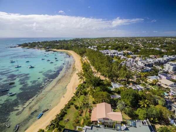 Mauritius strand luchtfoto van Bain Boeuf strand in Grand Baie, Péreybère North — Stockfoto