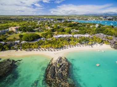 Merville Beach Grand Baie, Pereybere North, Mauritius plaj havadan görünümü