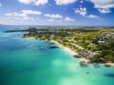 Merville Beach Grand Baie, Pereybere North, Mauritius plaj havadan görünümü
