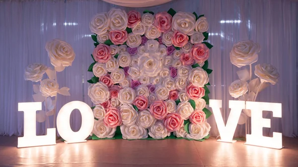 Украшения Свадебной Фотосессии Дизайн Букв Любовь Светящиеся Буквы Лампочки — стоковое фото