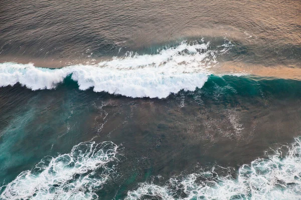Vista Superior Sobre Ondas Mar Superfície Mar Durante Uma Tempestade — Fotografia de Stock