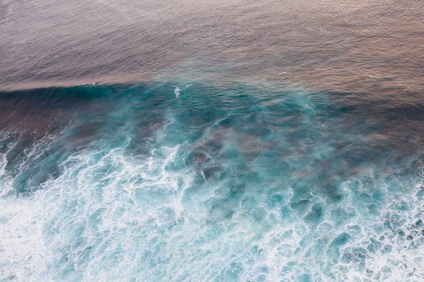 Vista Superior Sobre Ondas Mar Superfície Mar Durante Uma Tempestade — Fotografia de Stock