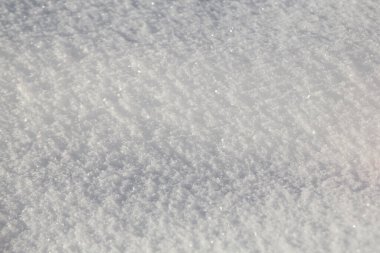 Doğal kış geçmişi, temiz karın pürüzsüz yüzeyi. Karlı zemin. Kış arka planında kar var. Doğal kar dokusu.