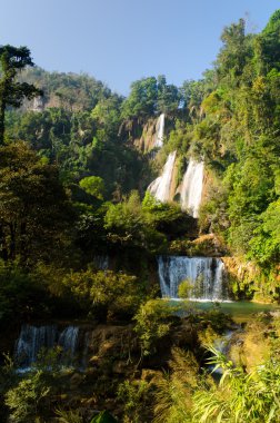 Thi Lo Su Şelalesi Tayland, Tak 'ta güzel bir şelaledir.