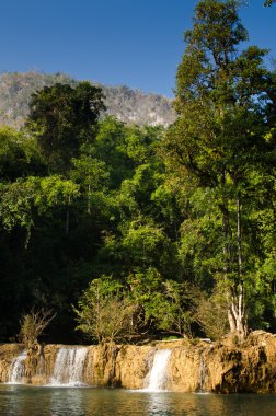 Thi Lo Su Şelalesi Tayland, Tak 'ta güzel bir şelaledir.