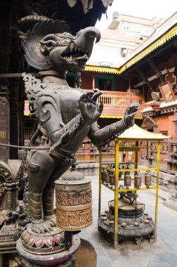 Patan Durbar Meydanı lalitpur şehir, dünya mirası merkezinde yer almaktadır