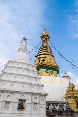 ünlü buuha göz bakan out kulenin her taraftan uykulu olanlar ilkel buddha.perched bir üst bir tepe Katmandu Vadisi batı kenarında görmek tüm.