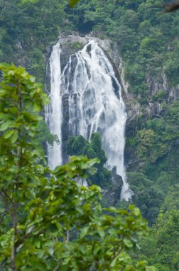 Klong lan şelale
