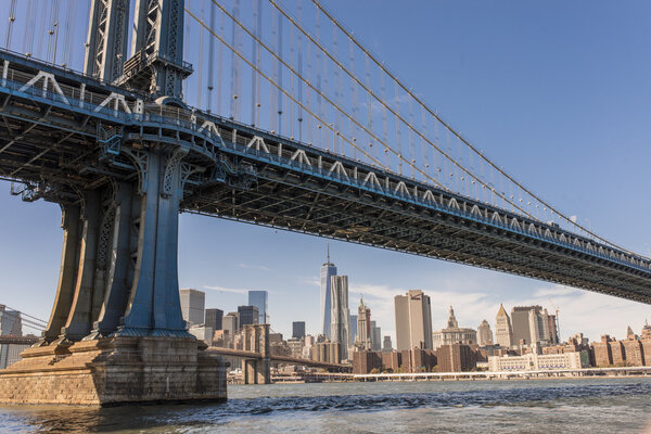Manhattan bridge from brooklyn side. View on Manhattan.