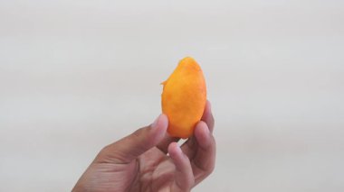 Durian Lai, Durio Kutejensis, Borneo Kalimantan 'ın Sarı Durian' ı